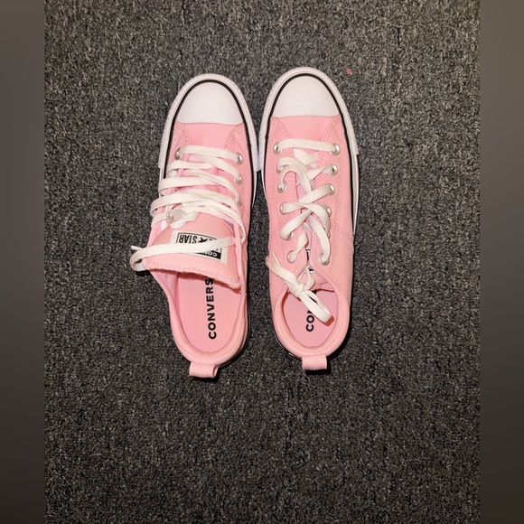 ✨NEW✨Pink Converse - Picture 2 of 5